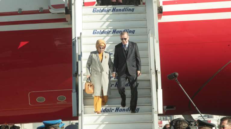 Κλεισμένη στο ξενοδοχείο η Εμινέ Ερντογάν - Γιατί ακύρωσε το πρόγραμμά της