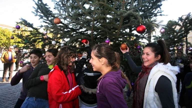 Πότε κλείνουν και πότε ξανανοίγουν μετά τις γιορτές τα σχολεία