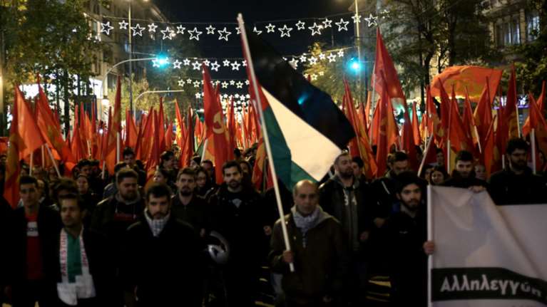 Ανοιχτοί οι δρόμοι στην Αθήνα, μετά τις πορείες στην Αμερικανική πρεσβεία