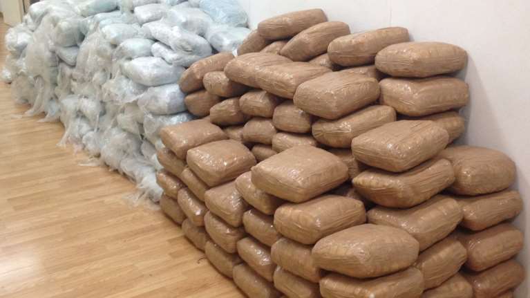 Η θάλασσα ξέβρασε ναρκωτικά σε παραλίες της Κέρκυρας