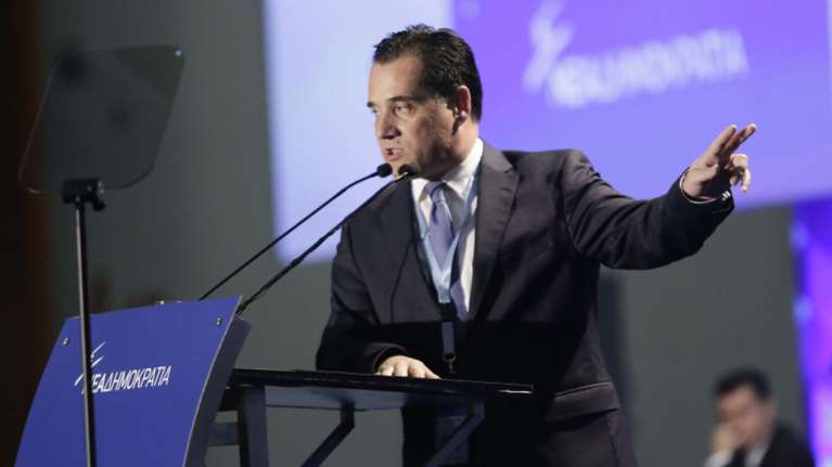 Χατζηδάκης: Άνοιγμα στην κοινωνία - Βολές Άδωνι κατά Αριστεράς