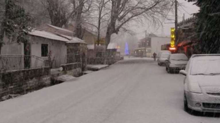Εφτασε ο πρώτος χιονιάς - Στα λευκά το Πήλιο