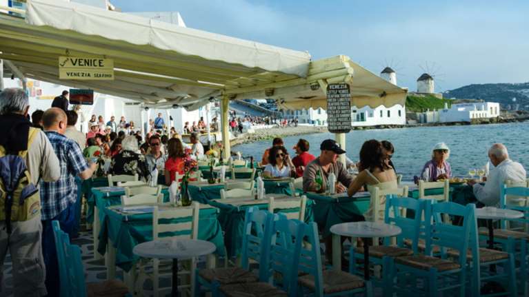 Τι προβλέπει ο μποναμάς για τα νησιά στα οποία αυξάνεται ο ΦΠΑ