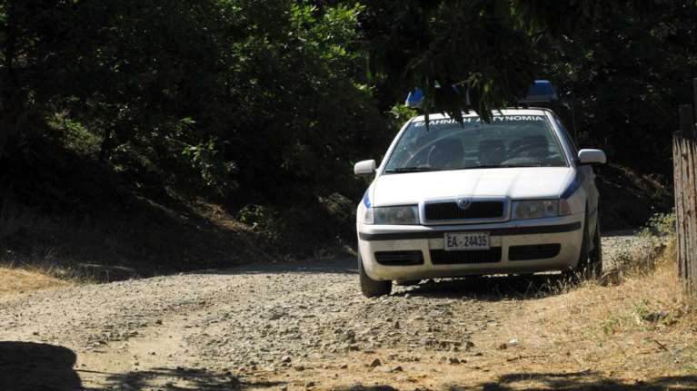 Σέρρες: Εκλεβαν ό,τι έβρισκαν από ΙΧ και χρήματα μέχρι εργαλεία