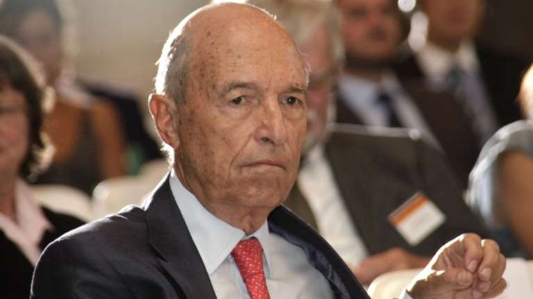 Διαψεύδει την γραμματέα του Χριστοφοράκου ο Σημίτης