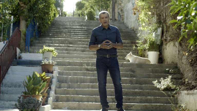 Θεοδωράκης: «Η Ελλάδα δεν είναι μόνο νησιά, μπικίνι, καλοκαίρι &amp; θάλασσα»