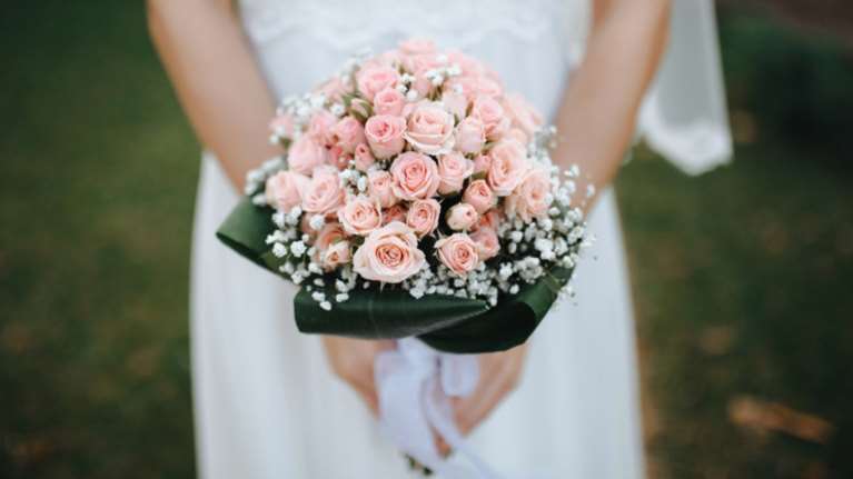 Προίκα 25.000 ευρώ σε άπορες κορασίδες δίνει η Πάτρα