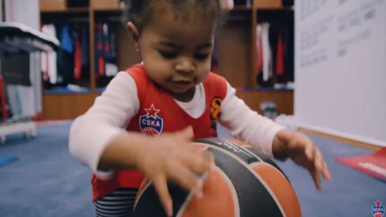 Το υπέροχο βίντεο της ΤΣΣΚΑ για τα παιδιά των παικτών της