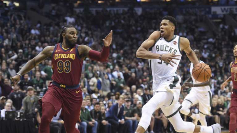 Το double - double του «Greek Freak»