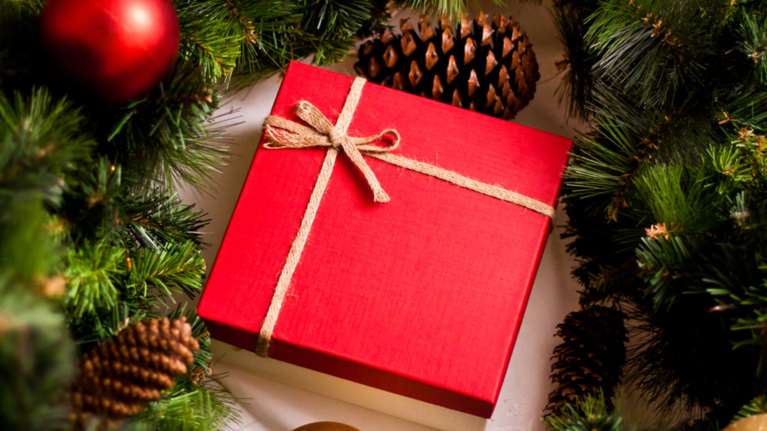 Δεν έχει ανοίξει το Χριστουγεννιάτικο δώρο της πρώην του για 47 χρόνια!