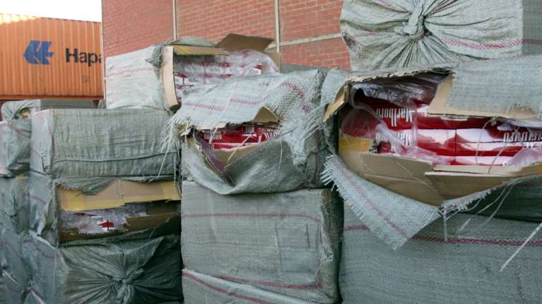 Το φορτίο με τις γιρλάντες ήταν 10 εκατομμύρια πακέτα λαθραία τσιγάρα