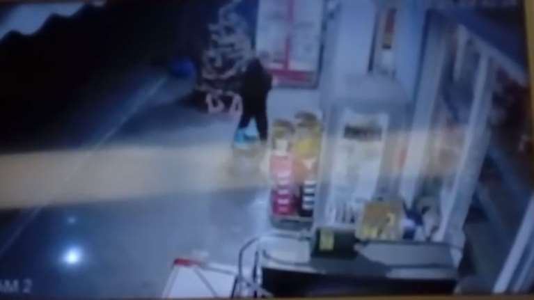 Χανιά: Οι κάμερες έπιασαν τον ασυνείδητο οδηγό που σκότωσε τον λαχειοπώλη