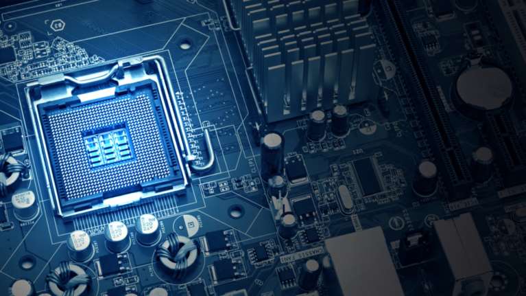 Ελεύθερος με όρους ο Βούλγαρος που κατηγορείται ότι πουλούσε μικροτσίπ σε Ρώσους