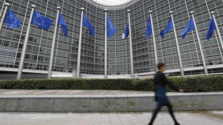 Bloomberg: Η ευρωζώνη δεν θα μπορούσε να είχε ευχηθεί για καλύτερο 2017