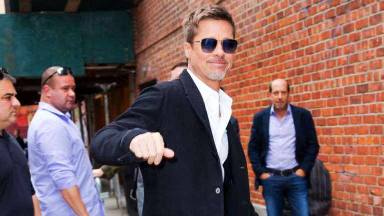 Με ψευδώνυμο φλερτάρει ο Μπραντ Πιτ!