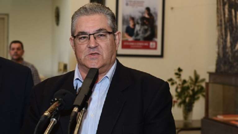 Κουτσούμπας: Καλή δύναμη ο λαός να φωτίσει το δρόμο του αγώνα