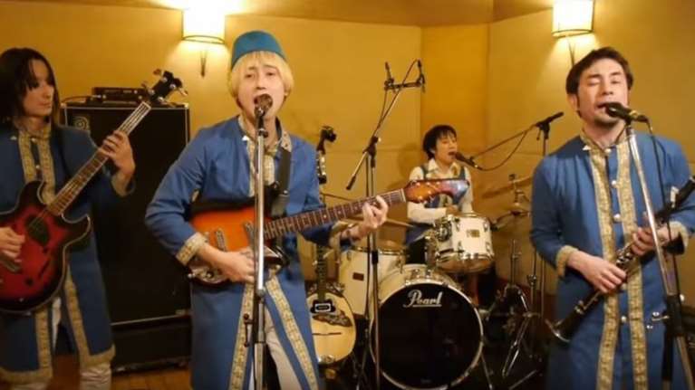 Εκπληκτικό: Συγκρότημα Γιαπωνέζων τραγουδά το «Βρε Μελαχρινάκι» [Βίντεο]
