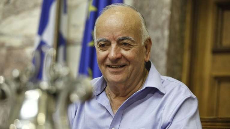 Θεωνάς: Το άρθρο για τις απεργίες δεν πρέπει να ψηφιστεί