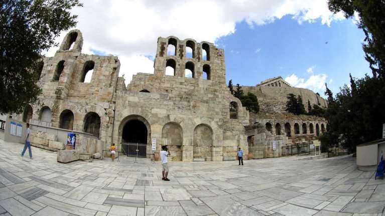 Το ΚΑΣ είπε «ναι» σε επίδειξη μόδας στον αύλειο χώρο του Ηρωδείου