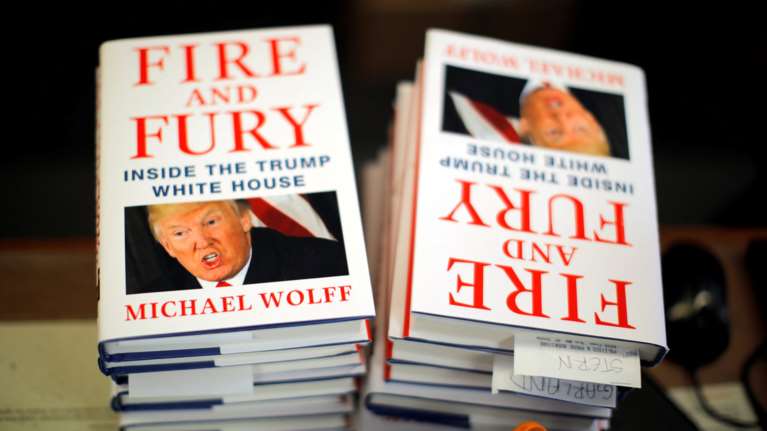 Το εναλλακτικό εξώφυλλο για το Fire and Fury που έγινε viral