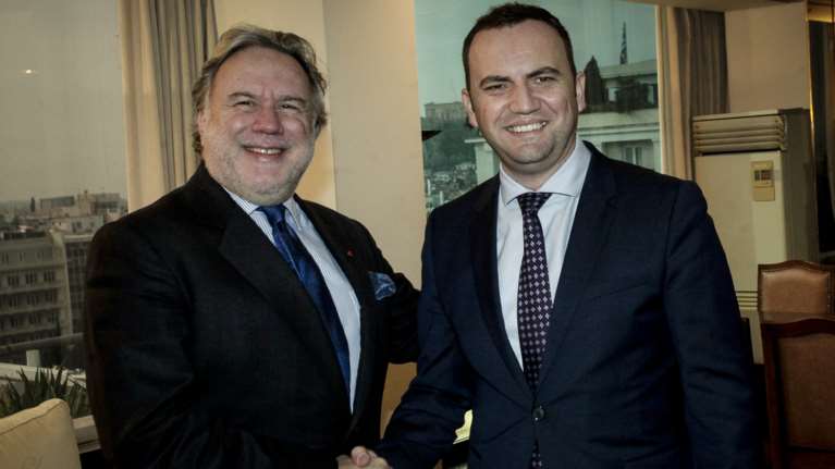 Οσμάνι: Η Αθήνα συναινεί στη χρήση του όρου Μακεδονία