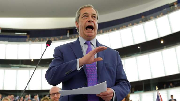 Φάρατζ: Ίσως πρέπει να κάνουμε και δεύτερο δημοψήφισμα για το Brexit