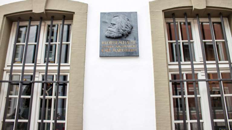 Ανακαινίζεται το σπίτι του Μαρξ - Εμπλουτίζεται η έκθεση