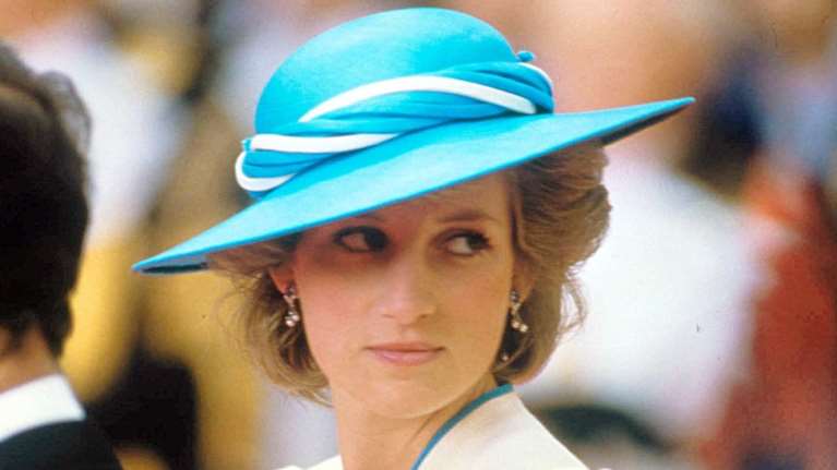 Τα Harrods...αποκαθηλώνουν την πριγκίπισσα Νταϊανα