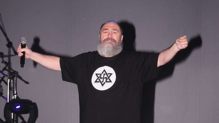 Φίλοι και «εχθροί» θρηνούν την  απώλεια του Τζίμη Πανούση