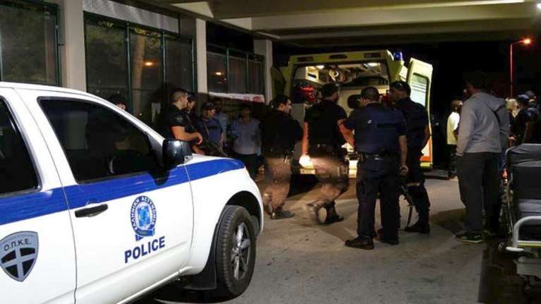 Συμπλοκή μεταξύ αλλοδαπών τα ξημερώματα με ένα τραυματία