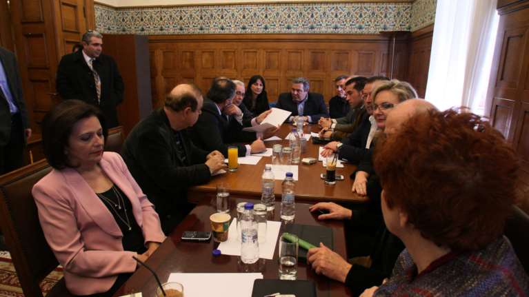 Σφαγή στους ΑΝΕΛ:Ο Δ. Καμμένος ζητάει το κεφάλι του Ζουράρι