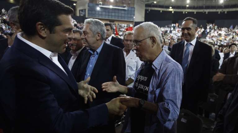 Εκτός κυβέρνησης ο Κ.Ζουράρις, υποχρεώθηκε να παραιτηθεί