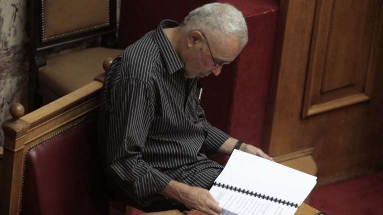 Τρεις γραμμές e.mail η παραίτηση  Ζουράρι στον Τσίπρα