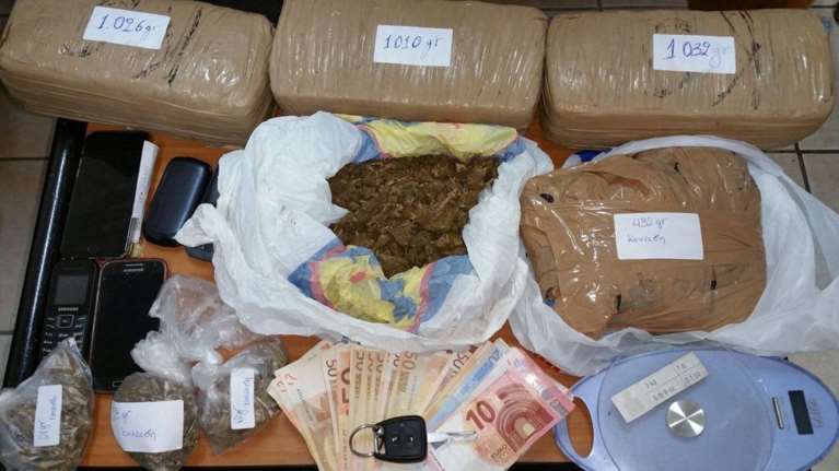 Εξαρθρώθηκε μεγάλο κύκλωμα ναρκωτικών στη Θεσσαλονίκη