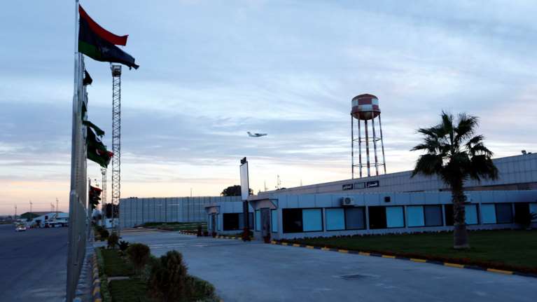 Μάχες με 20 νεκρούς στο διεθνές αεροδρόμιο της Λιβύης