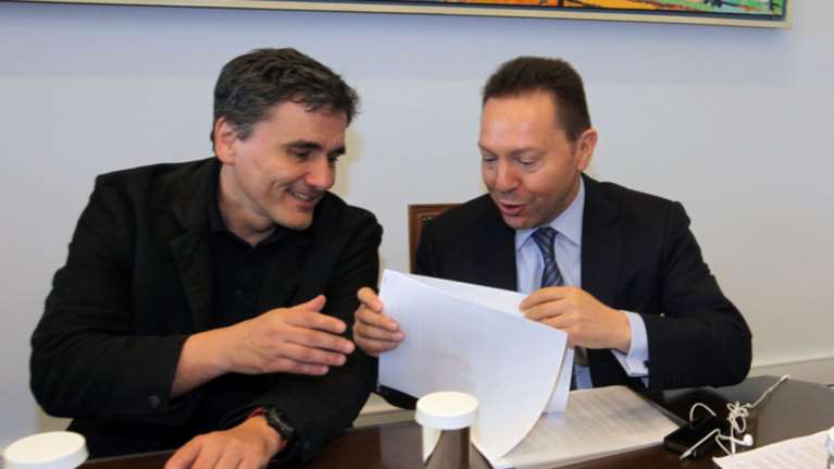 Συνάντηση Τσακαλώτου - Στουρνάρα ενόψει Eurogroup