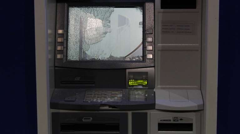 Ξαναχτύπησε η σπείρα των ATM στη Βάρη