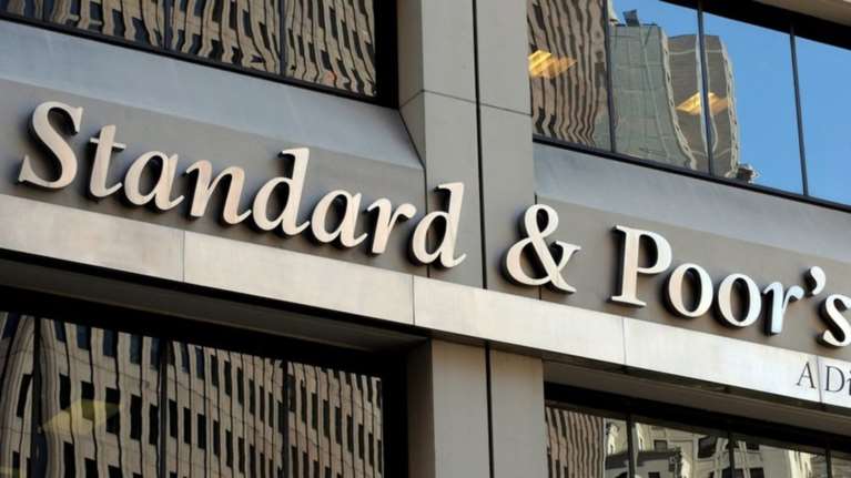 Standard &amp; Poor’s: Επιβεβαίωσε το αξιόχρεο της Ελλάδας στη βαθμίδα &#39;BB+&#39;