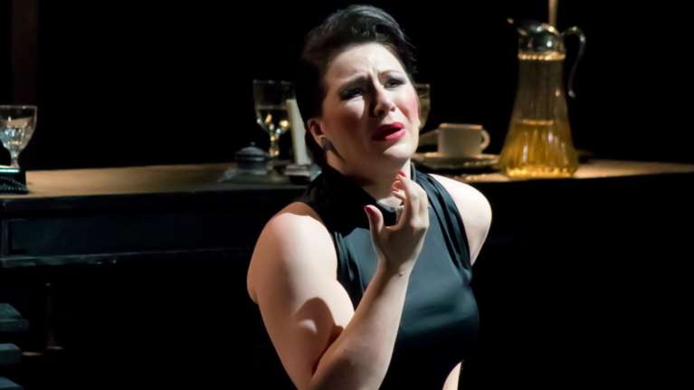 300 δωρεάν θέσεις για ανέργους στη γενική δοκιμή της Τόσκα