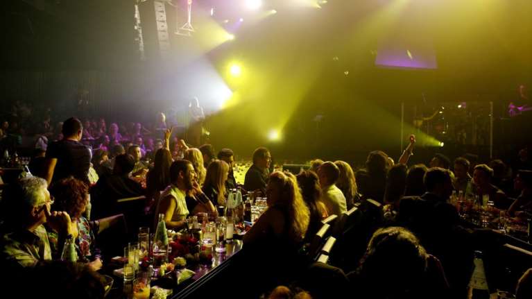 Νέα &quot;λαβράκια&quot; από ΑΑΔΕ: Γνωστός τραγουδιστής &quot;ξέχασε&quot; να δηλώσει 620.000€