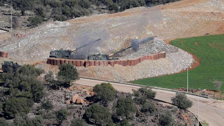 Συνεχίζεται η εισβολή του τουρκικού στρατού στη Συρία