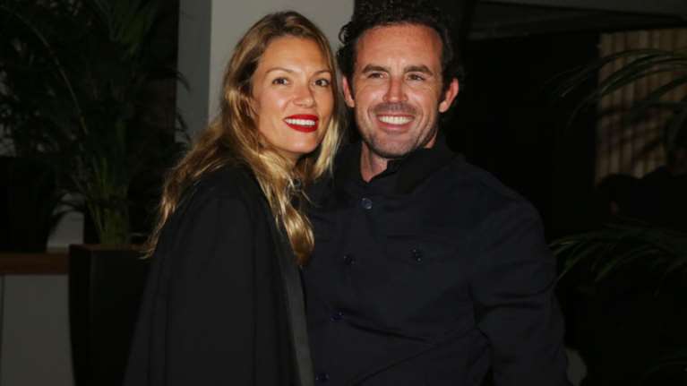 Εφερε το δεύτερο της παιδί στον κόσμο η Βίκυ Καγιά