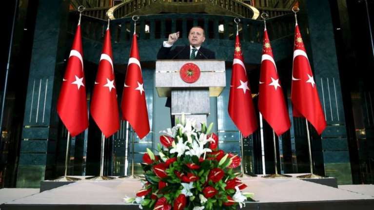 Μαινόμενος Ερντογάν: Θα συντρίψουμε τους Κούρδους, να μην μείνει τίποτα