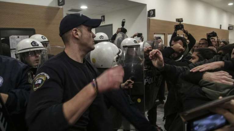 Αστυνομικοί για πλειστηριασμούς:Μας χρησιμοποιούν ως ειδικούς εκκαθαριστές