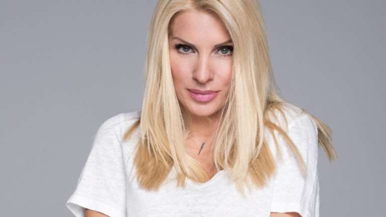 Ελένη Μενεγάκη: Αυτός είναι ο λόγος που έκανα τέταρτο παιδί στα 45 μου