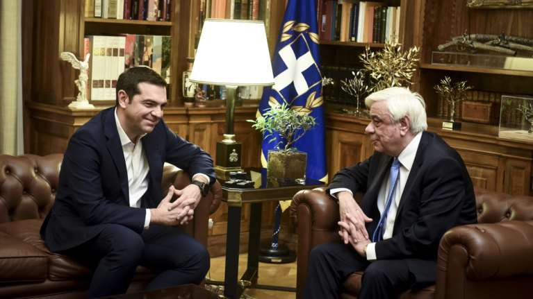 Τσίπρας: Θα επιμείνουμε στην προσπάθεια- ΠτΔ: Να εξαλειφθεί ο αλυτρωτισμός