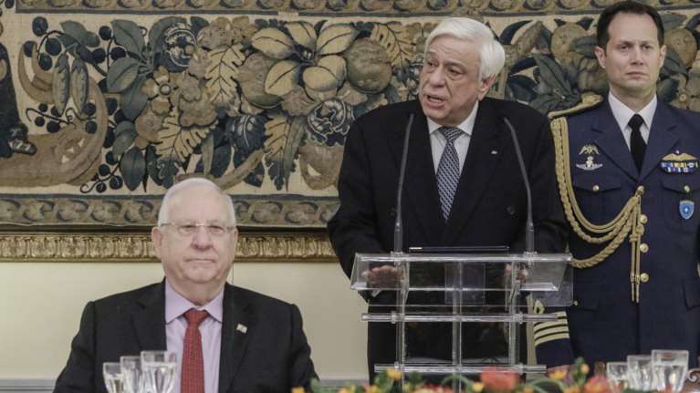 Παυλόπουλος: Τα υπολείμματα του ναζισμού θα πάρουν την απάντηση που αρμόζει