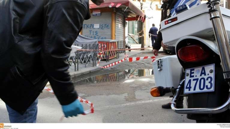 Επίθεση σε υπάλληλο των ΕΛΤΑ με σπρέι - Του πήραν το βαν