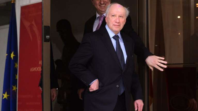 Νίμιτς: Η Ελλάδα δεν θέτει θέμα ταυτότητας των Σκοπίων