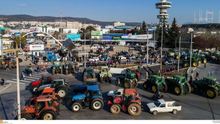 Κλιμακώνουν τις κινητοποιήσεις τους οι αγρότες-πού έχουν στηθεί μπλόκα